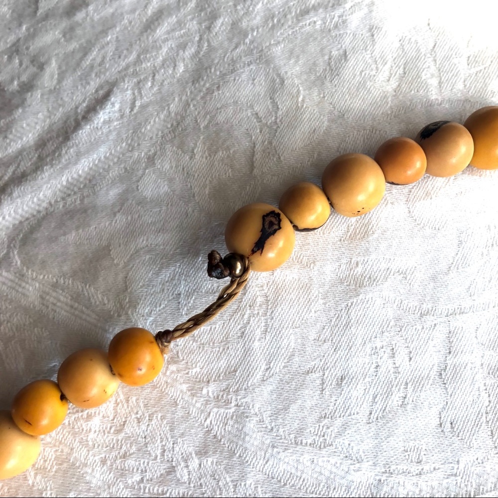 Funky bead necklace - Picture 5 of 7
